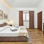 Olgica 2269